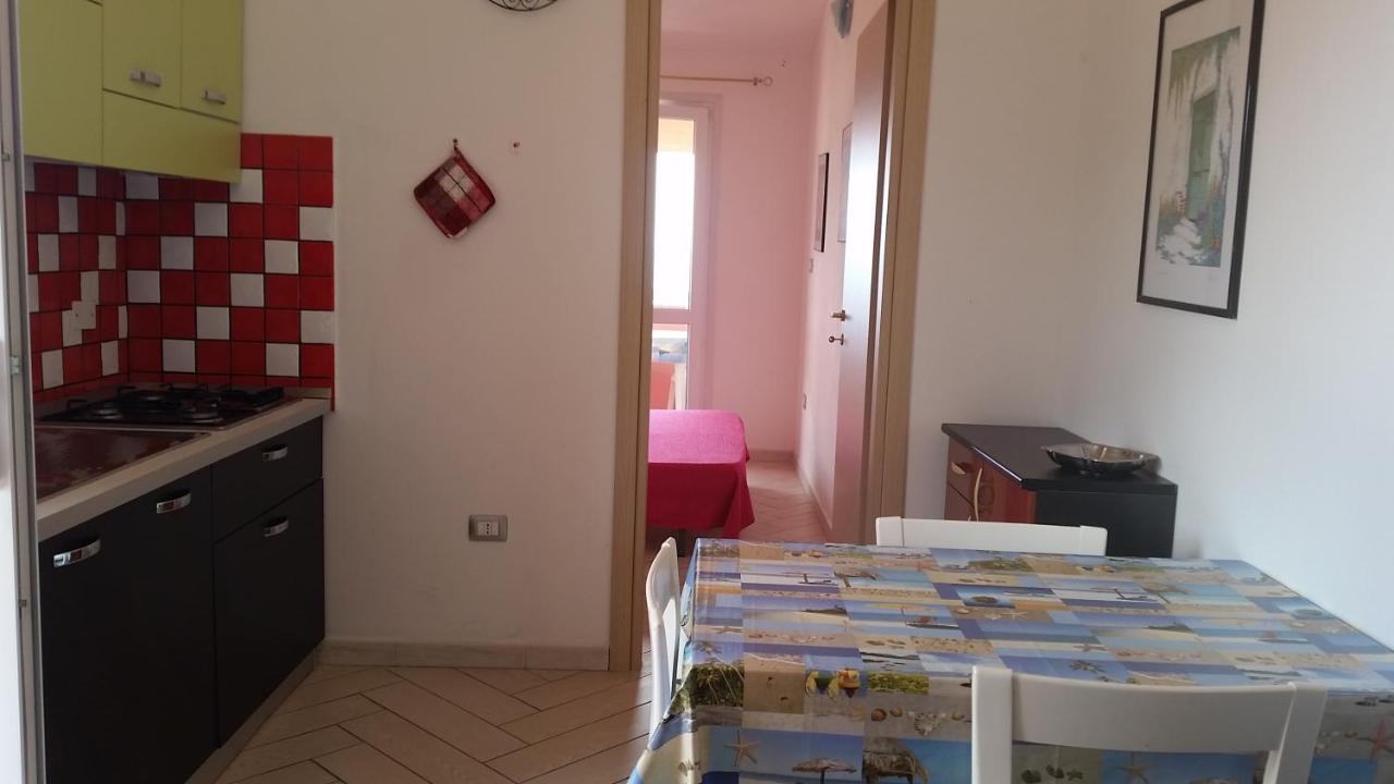 Casa Vacanze "La Caldosa" Badesi Ngoại thất bức ảnh