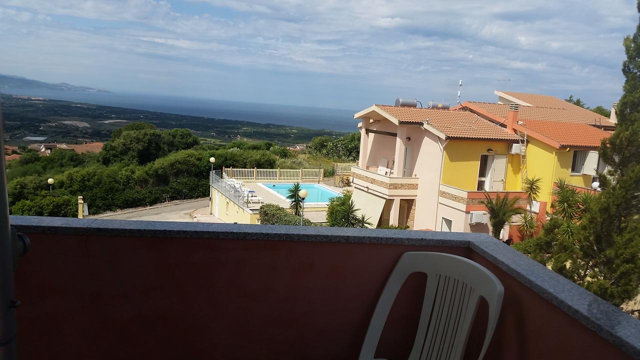 Casa Vacanze "La Caldosa" Badesi Ngoại thất bức ảnh