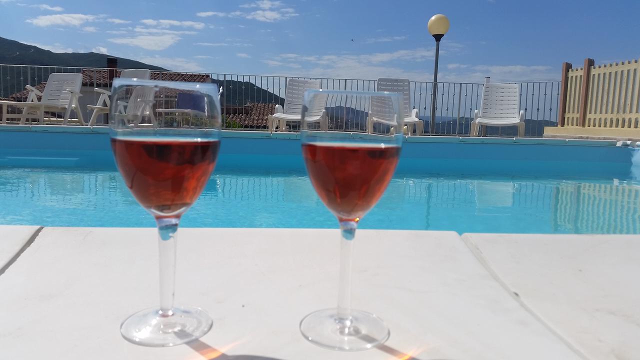 Casa Vacanze "La Caldosa" Badesi Ngoại thất bức ảnh