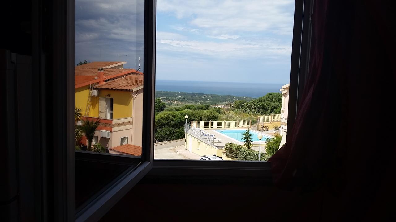 Casa Vacanze "La Caldosa" Badesi Ngoại thất bức ảnh