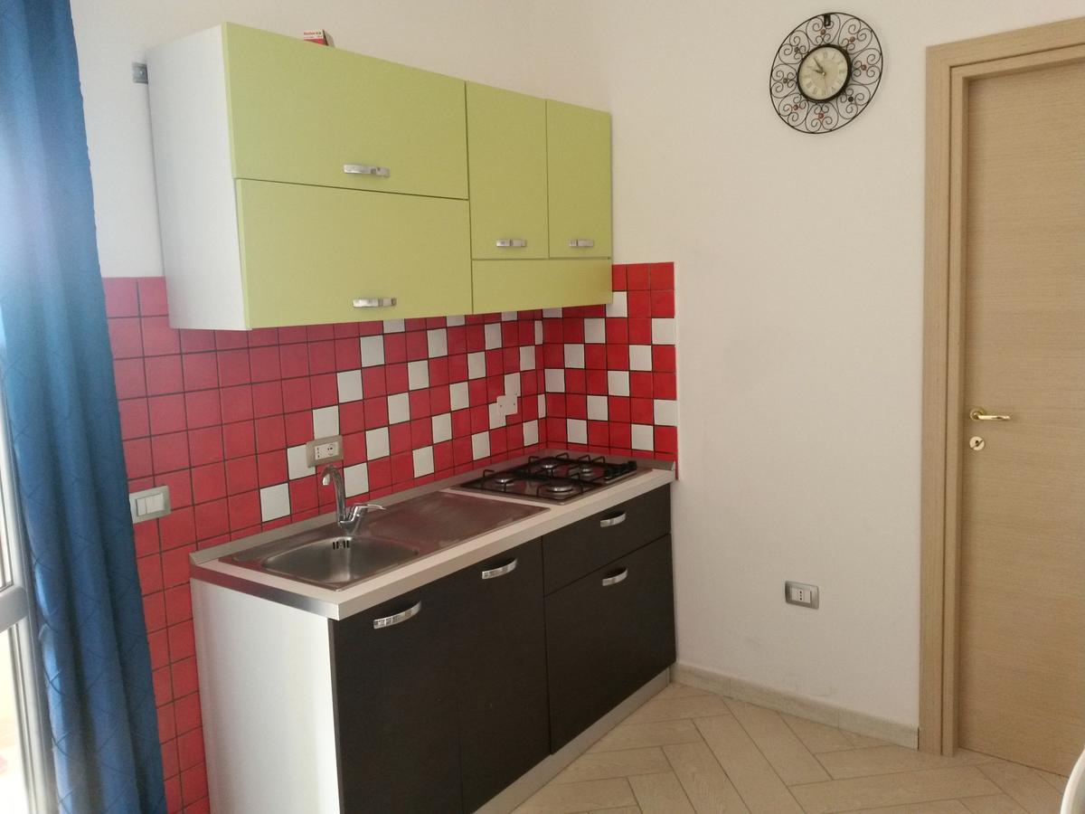 Casa Vacanze "La Caldosa" Badesi Ngoại thất bức ảnh
